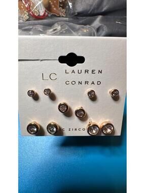 LC Lauren Conrad earrings